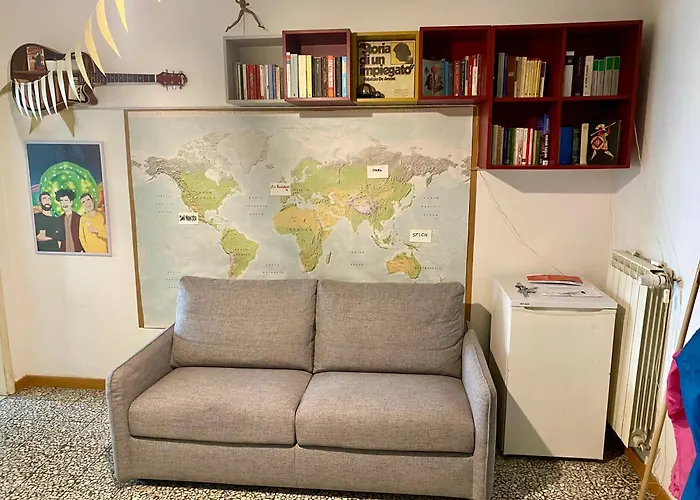 True Florentine Life Homestay *