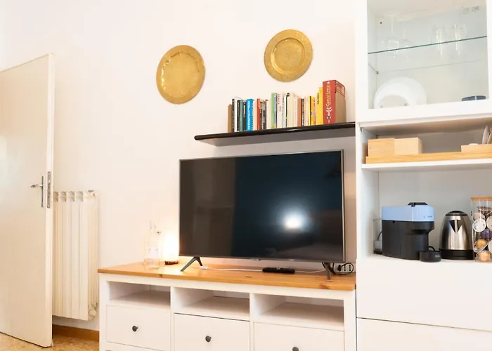 True Florentine Life Homestay